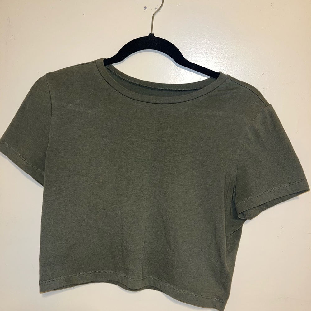 crop top